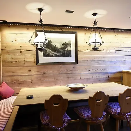 Ferienhaus Chalet Riedji Апартаменты Furna